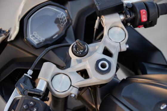 Triumph reveals 2024 Daytona 660 image