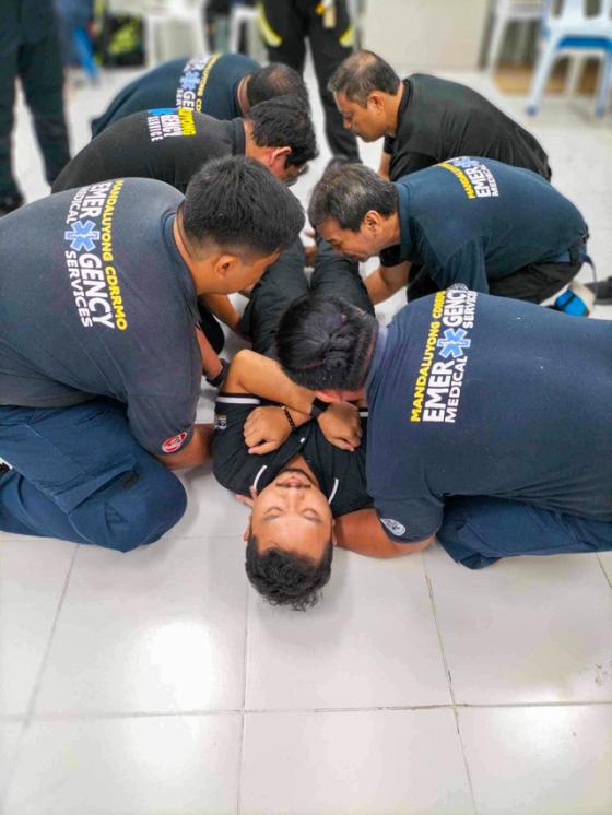 Rotary Club and Mandaluyong to train motorcycle riders as first responders image