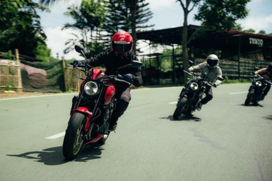Triumph PH unveils the new Trident 800, SRP: PHP 649K Triumph PH unveils the new Trident 800, SRP: PHP 649K image