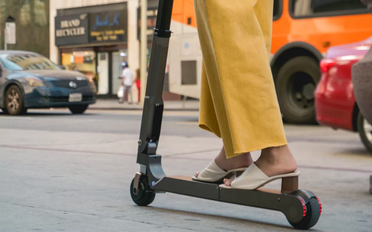 DOTr to require registration and license for e-scooters