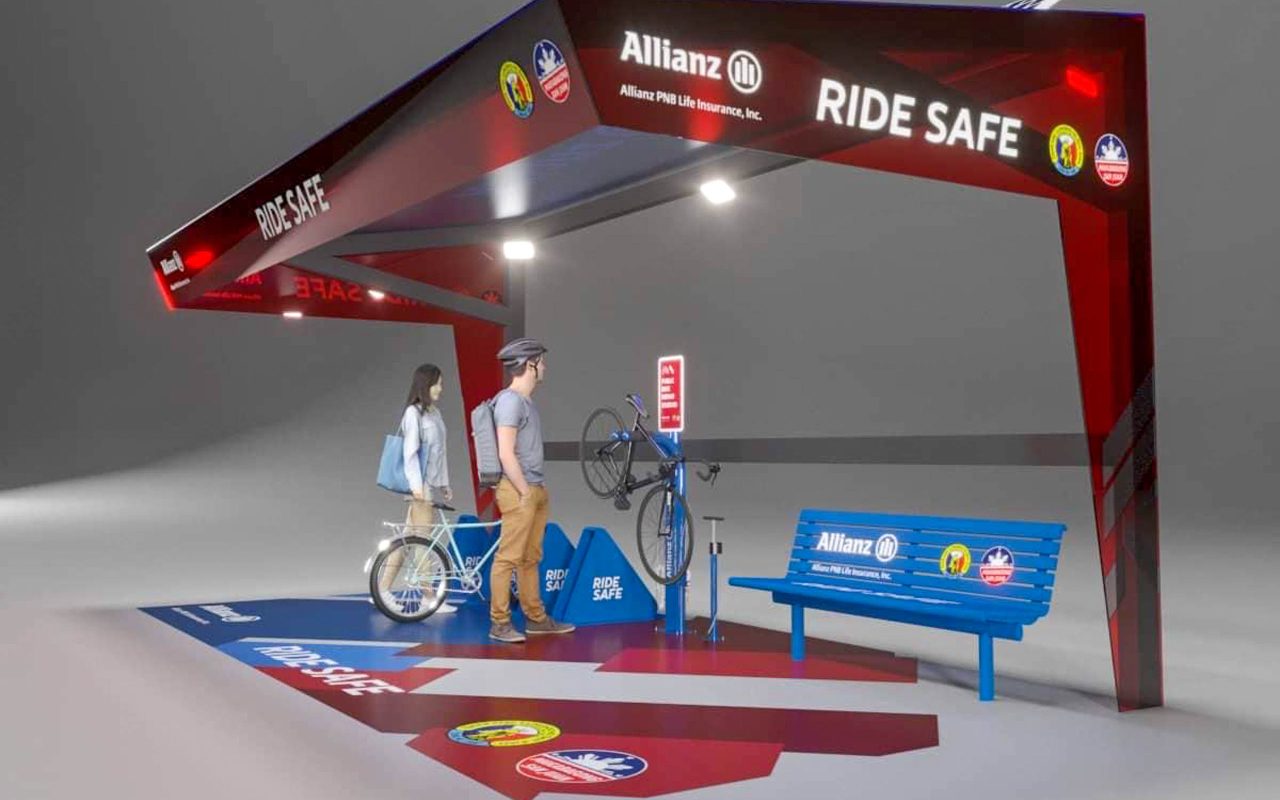 San Juan building solar-powered bike repair shed