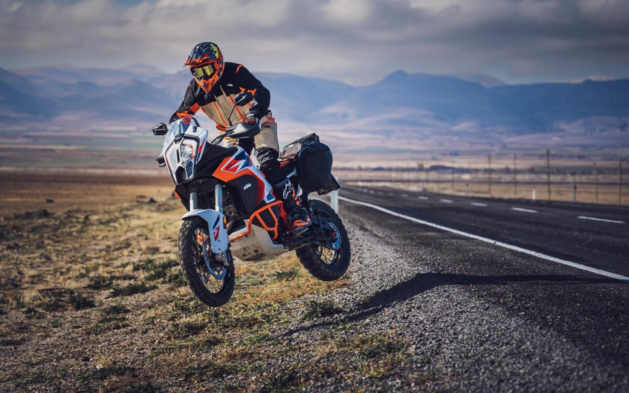 2023 1290 Super Adventure R is KTM’s dirtbike on steroids