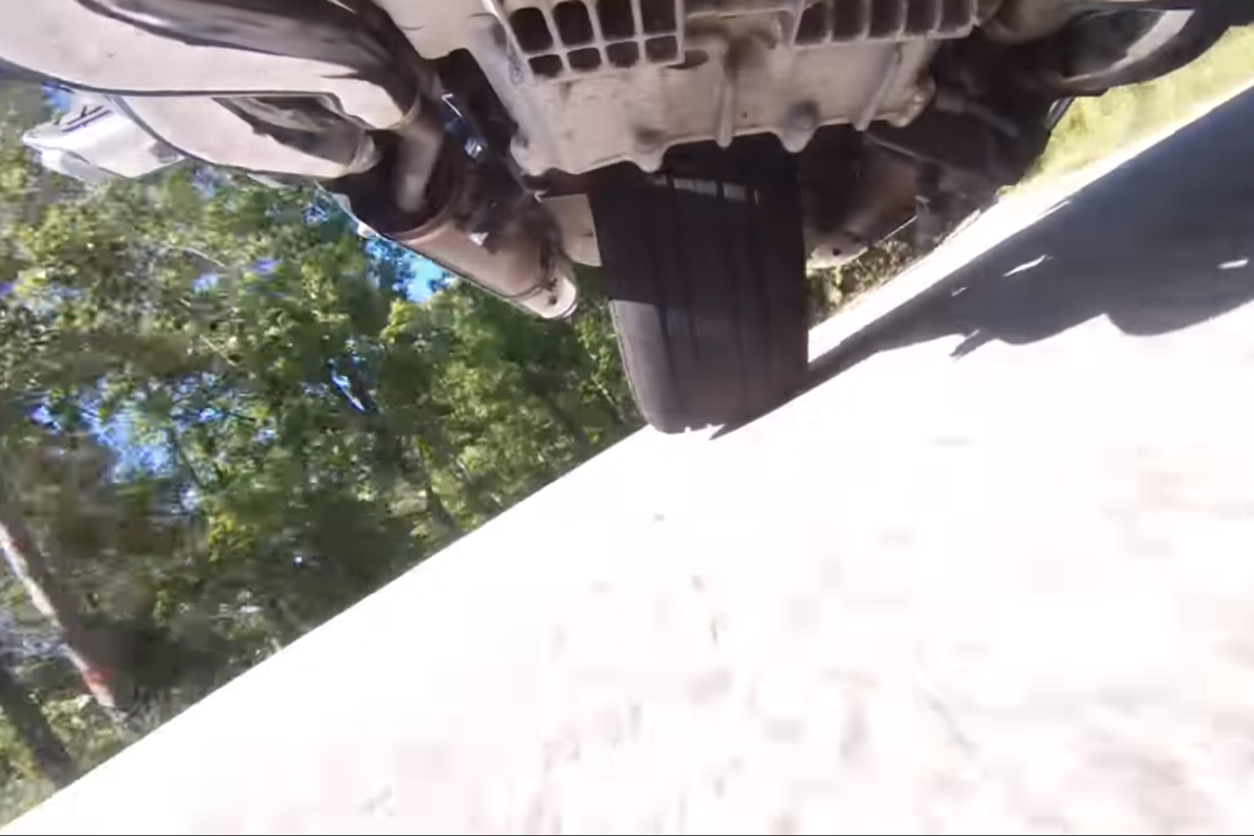 Watch Can you lean a bike with a car tire? Motorcycle News