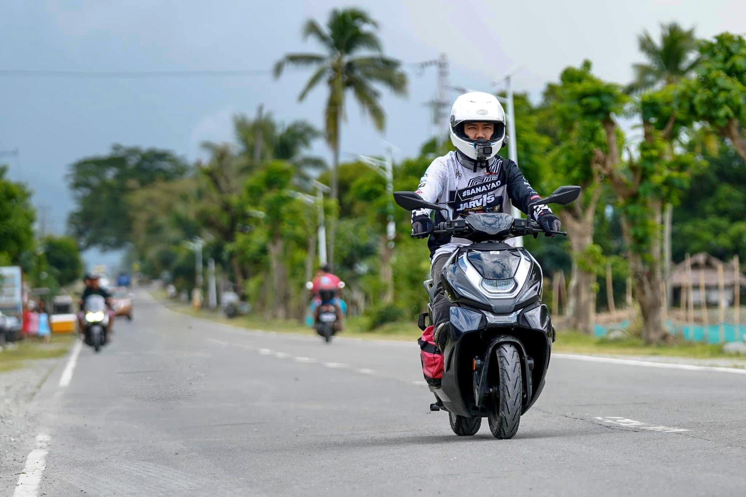 Long ride to Dingalan onboard the ZEEHO AE8 ebike Motorcycle Features
